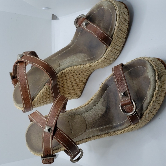 CLARENCE! PRADA Authentic!, Wedges FINAL SALE PRICE - Picture 2 of 9